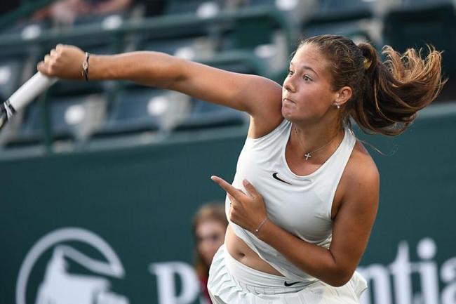 到俱樂部的 到俱樂部的